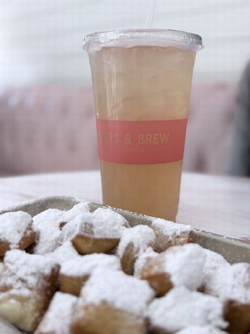 Beignets & Brew, coffee shop in Hunters Creek