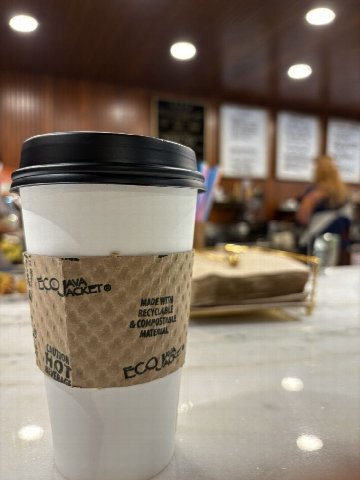 Dr Drips Coffee Lounge, coffee shop in Ivanhoe Village
