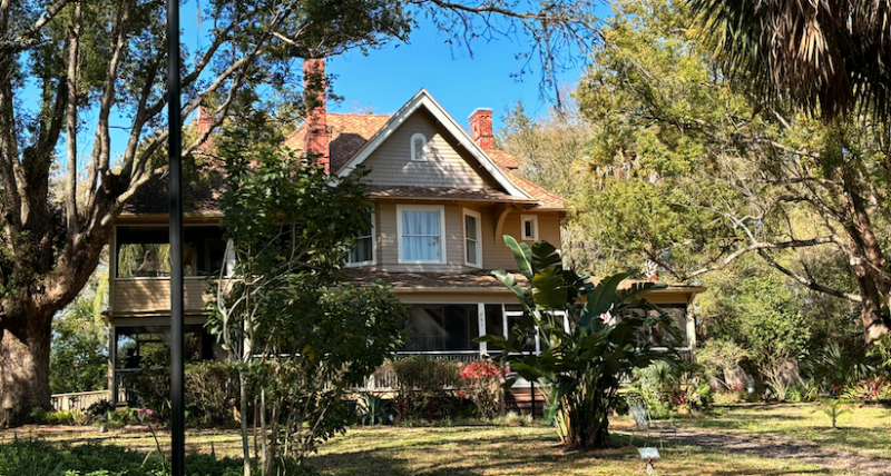 Thurston House Bed & Breakfast