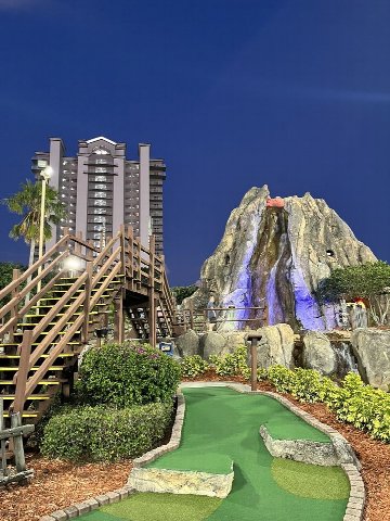 Hawaiian Rumble Adventure Golf - Mini Golf · Championship in Orlando