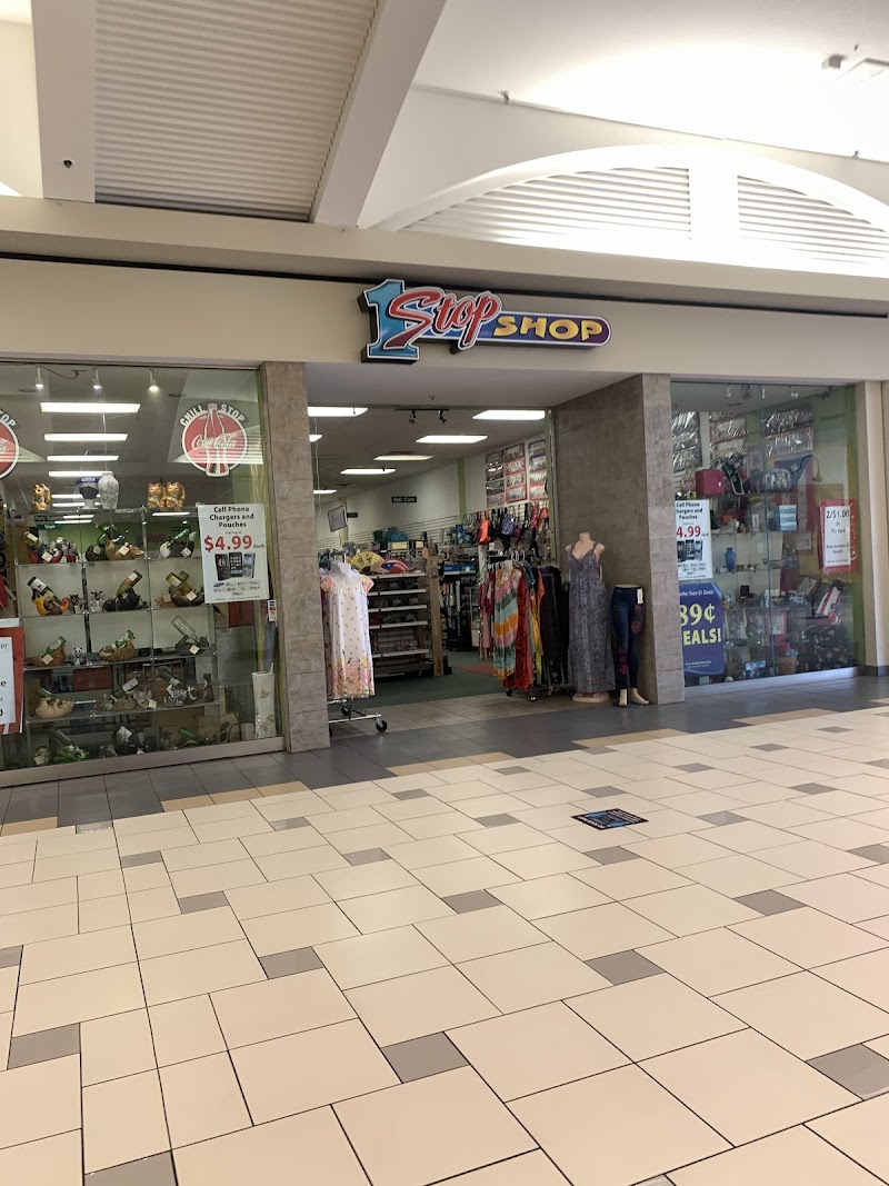Fashion Square Plaza