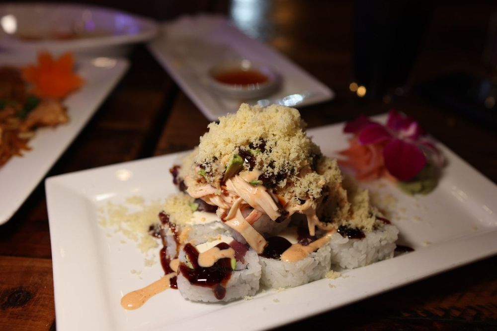 Tsunami Sushi & Thai