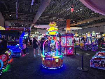 Dave & Buster's Orlando - Arcades · Restaurant & Arcade in Orlando